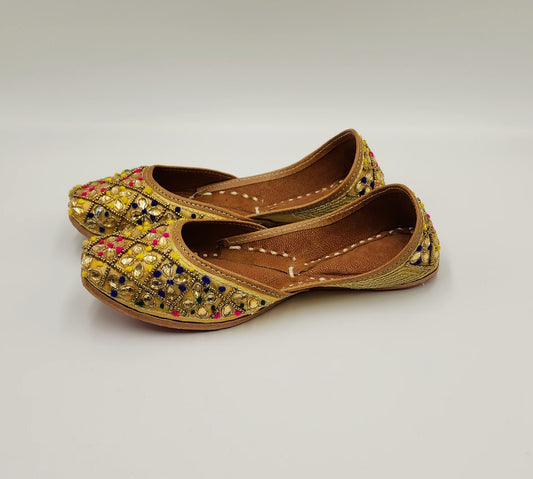 Malika Women's Punjabi Jutti