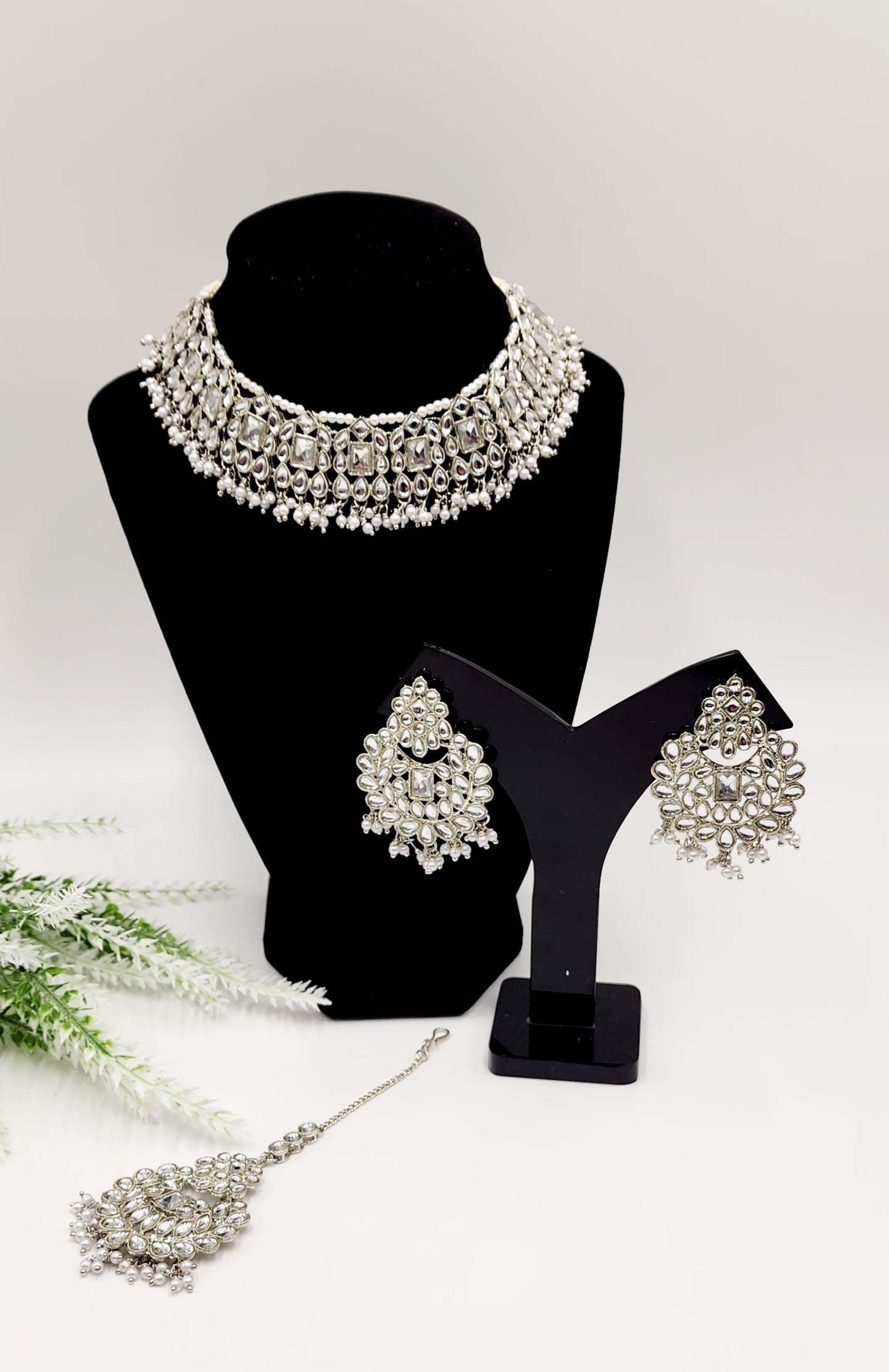 Mona Set