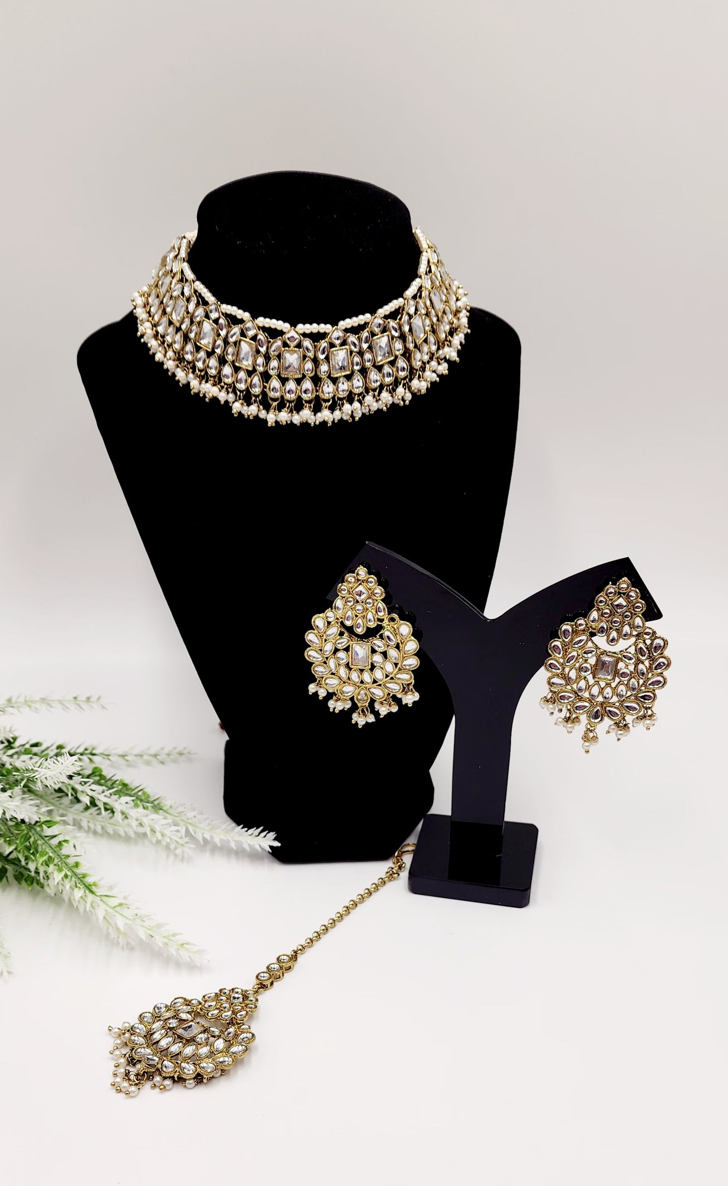 Mona Set