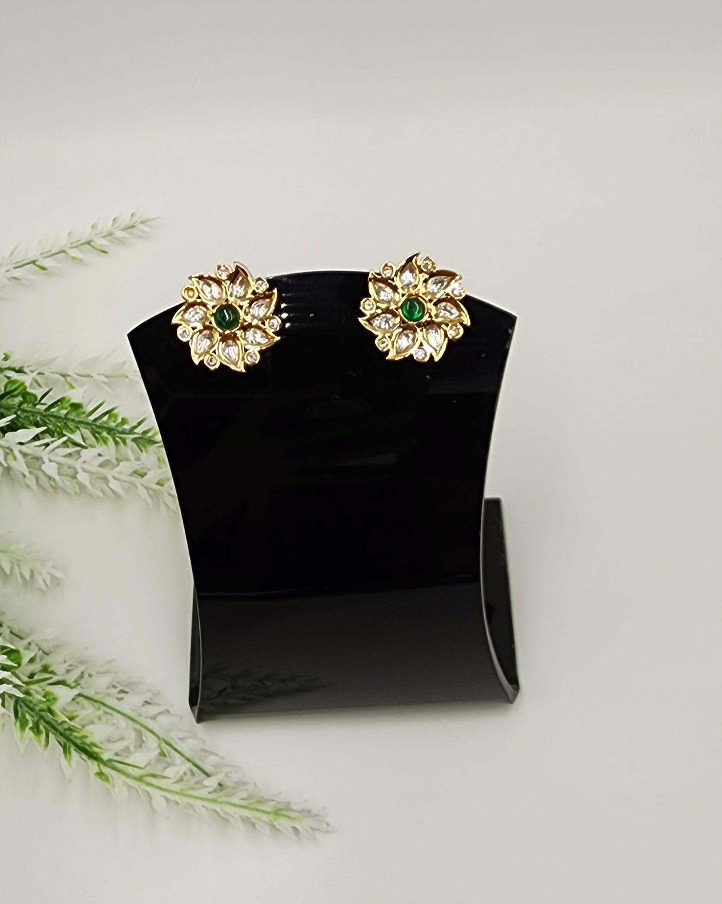 Isha kundan Earrings