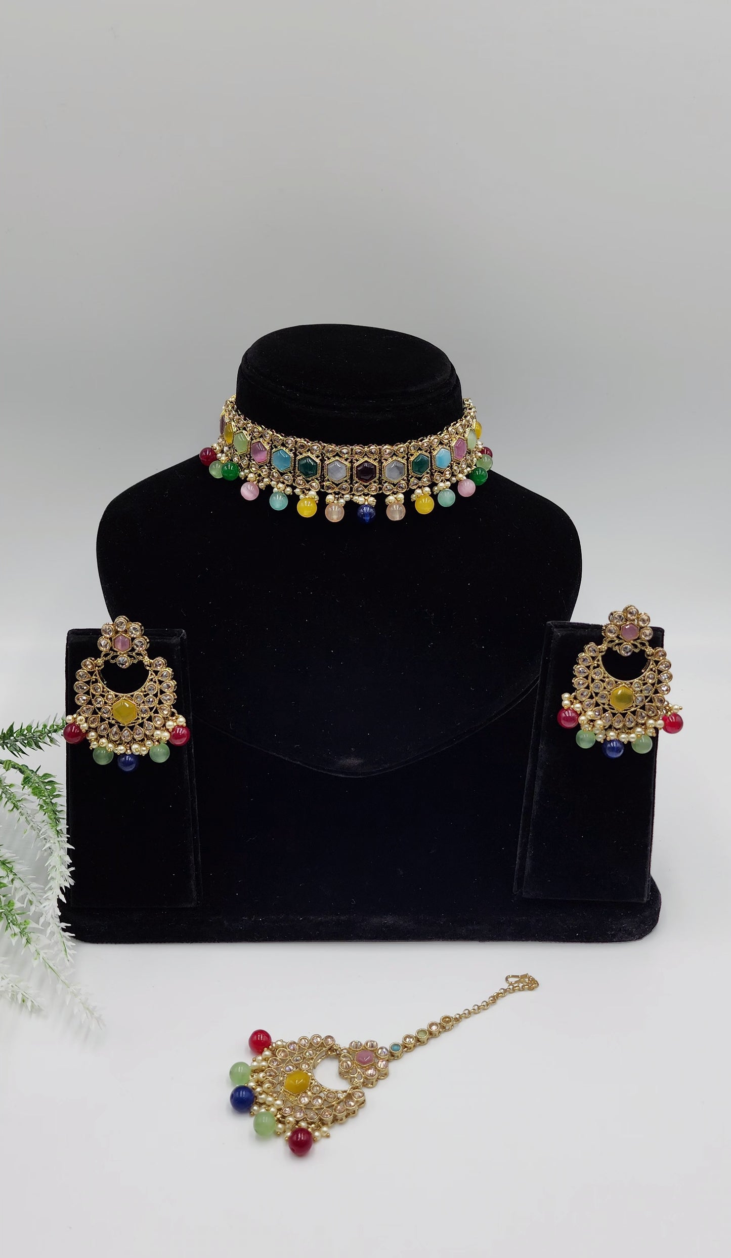 Neeru Choker Set