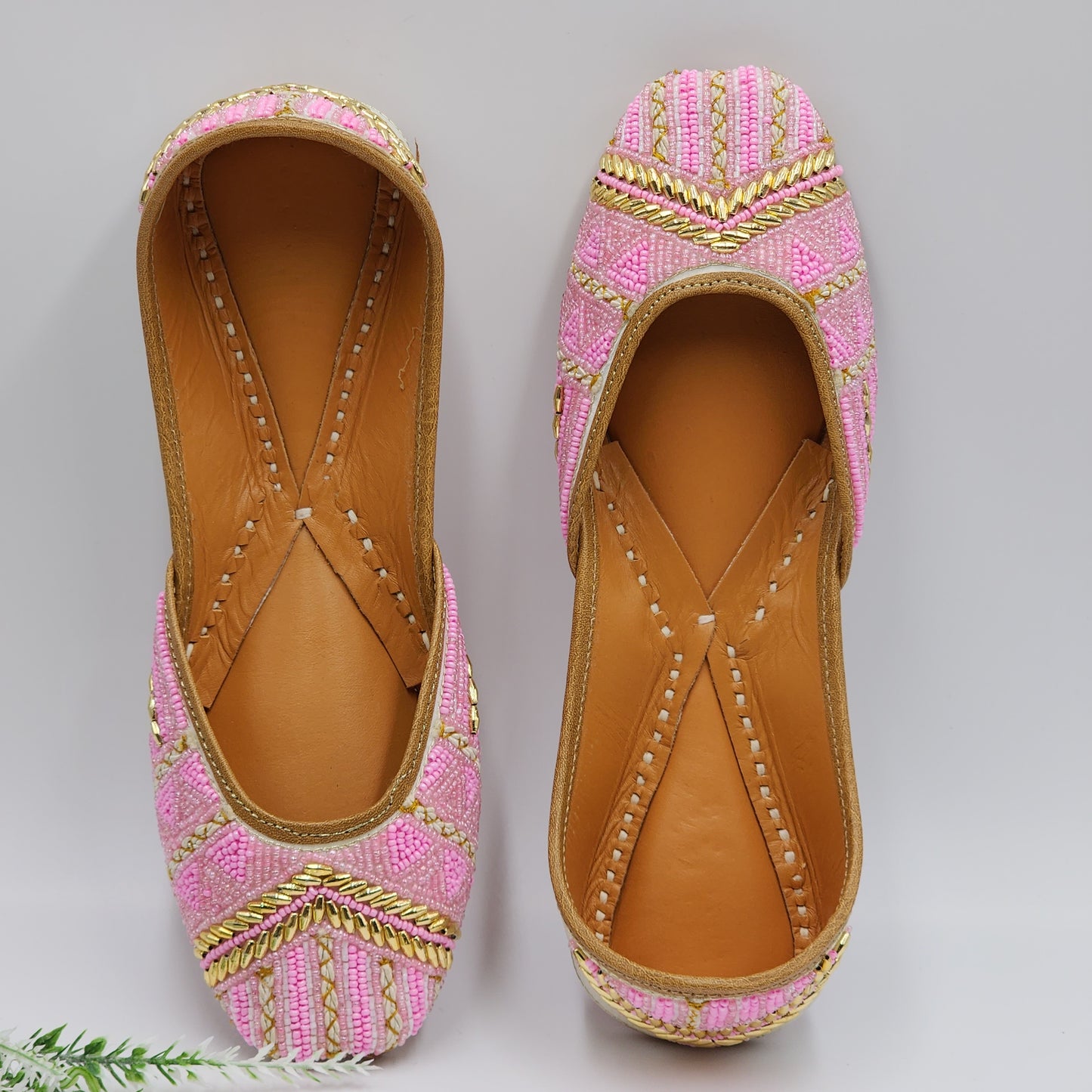 Pinki Women's Punjabi Jutti