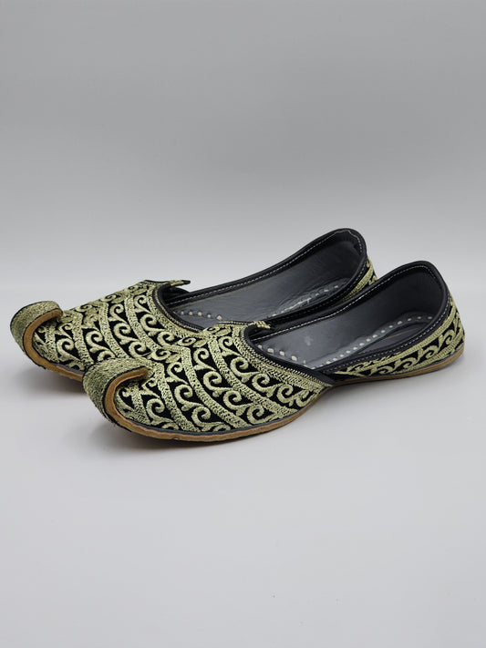 Amar Men's Moja