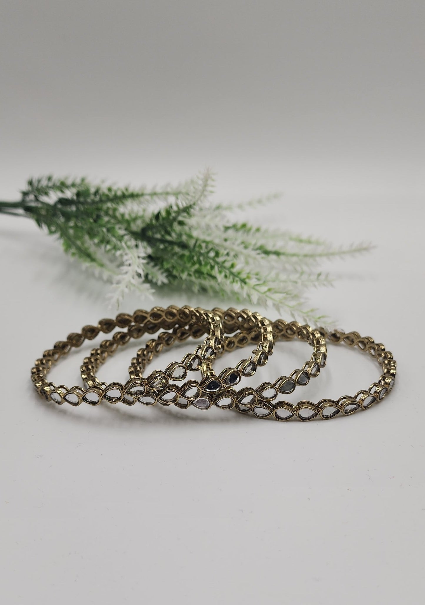Priyanshi Bangles