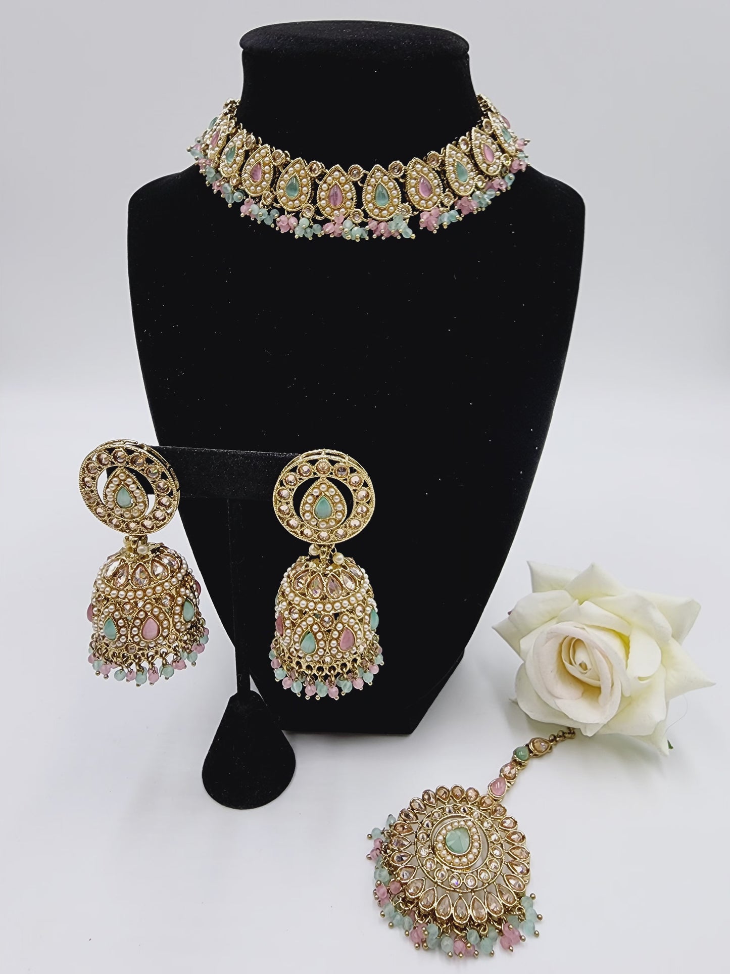 Lubna Sets