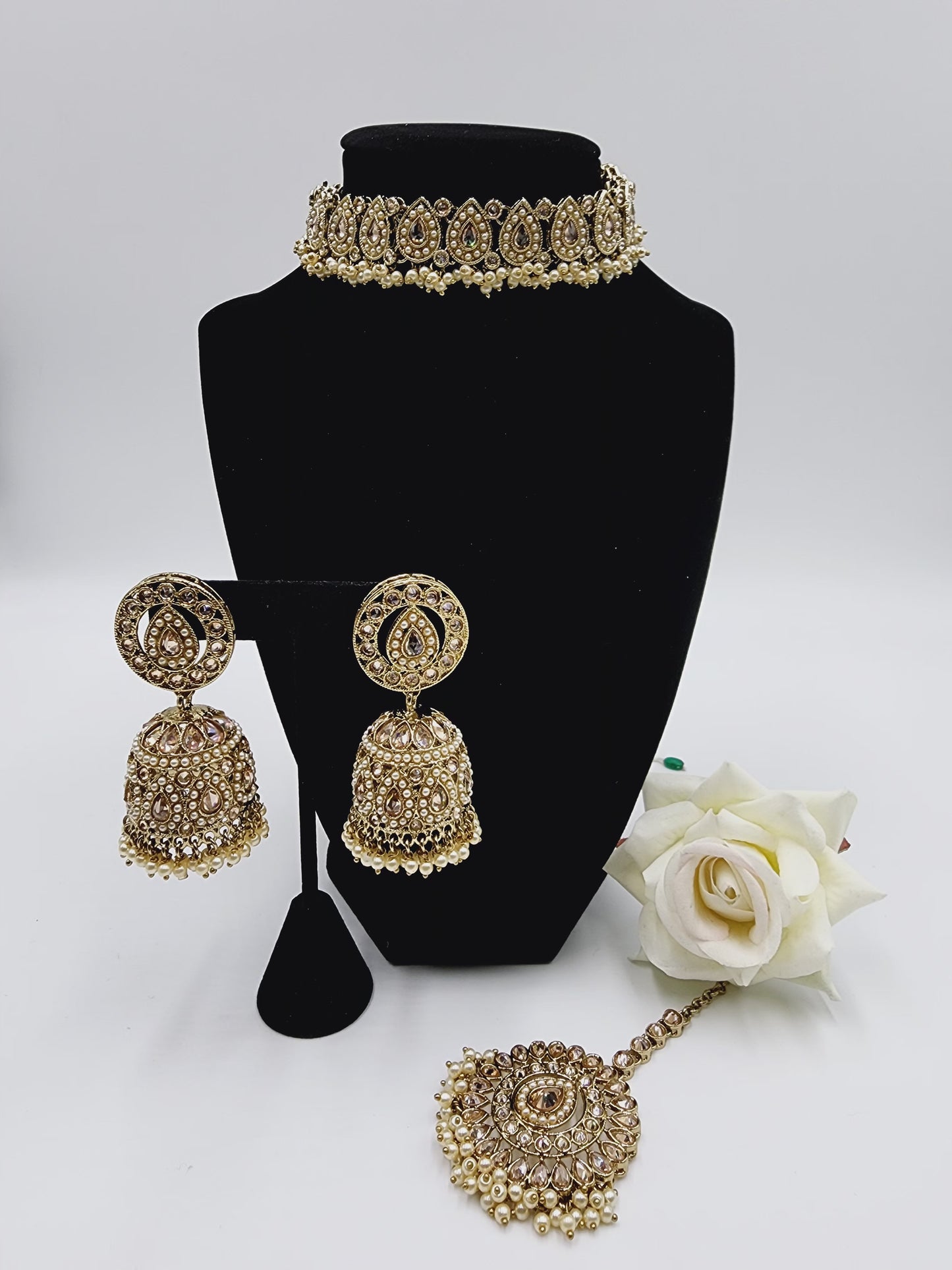 Lubna Sets