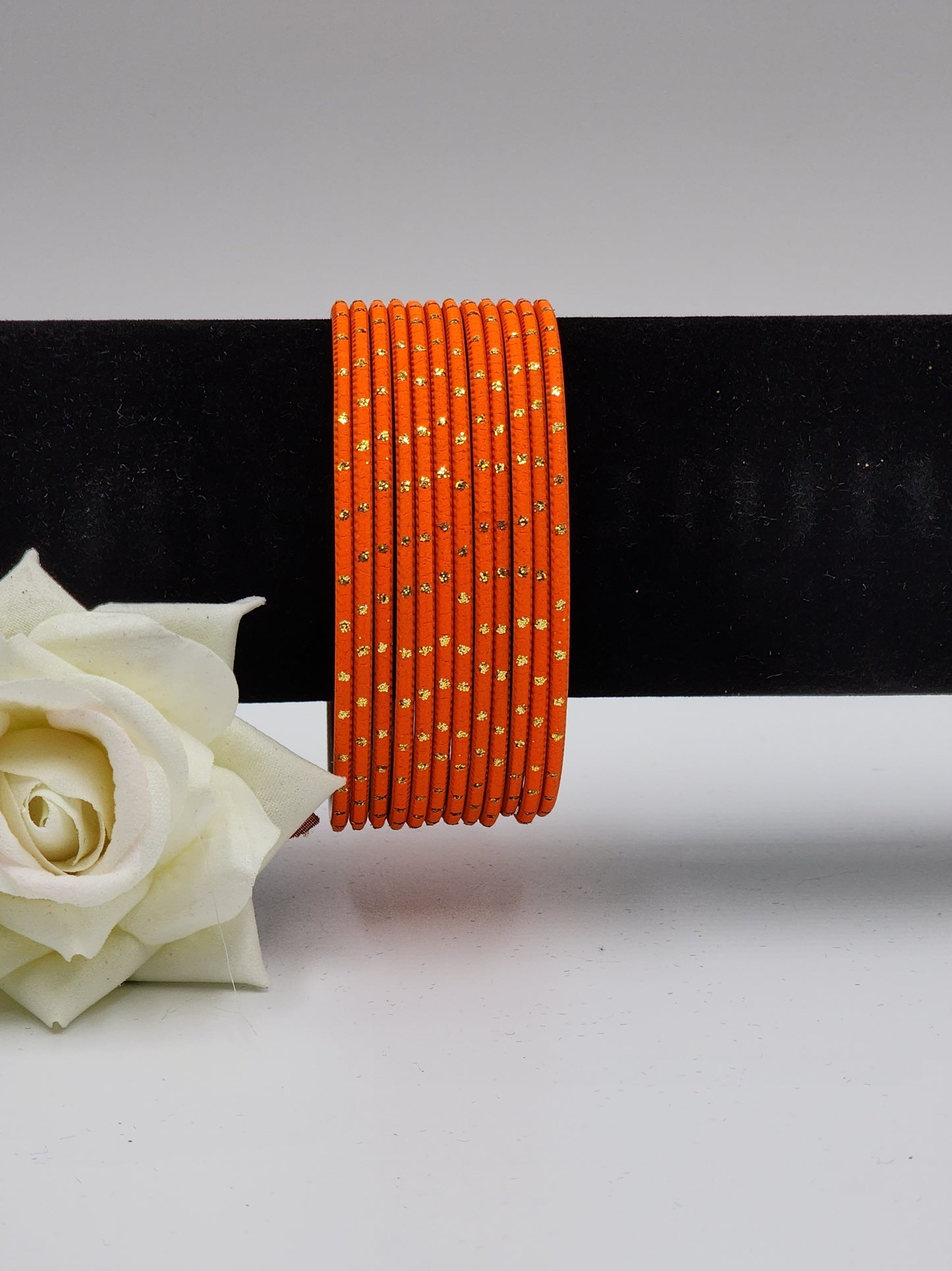 Alvira Bangles