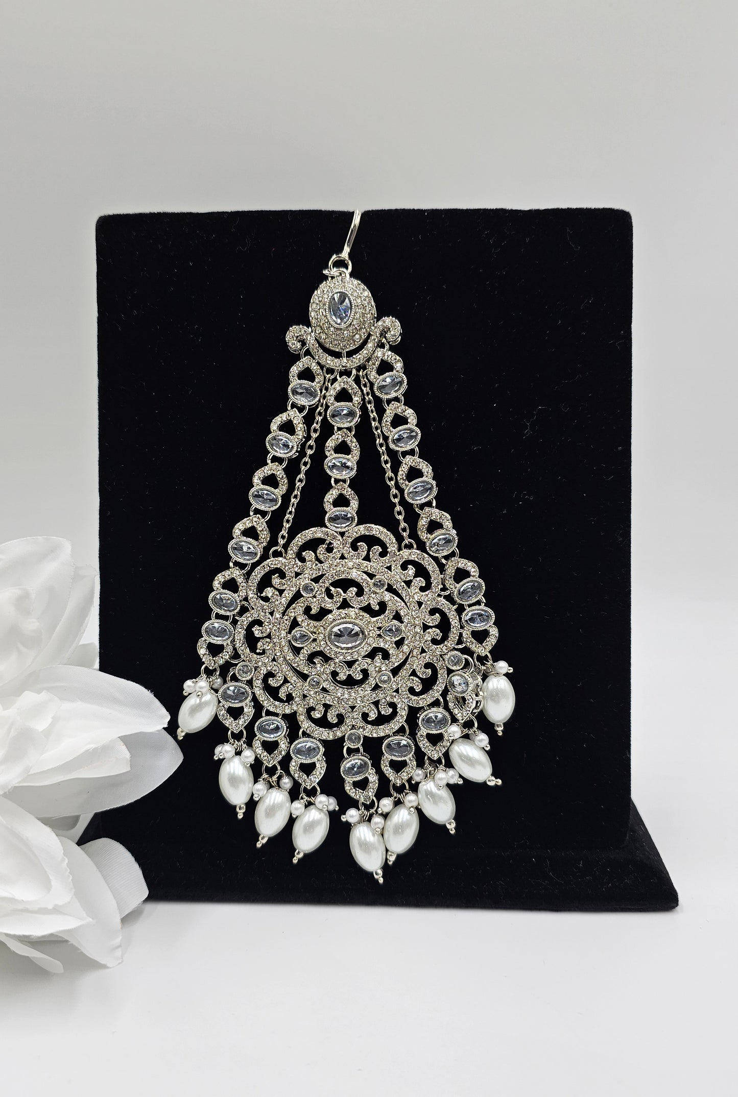 Pravya Pasa Jewelry
