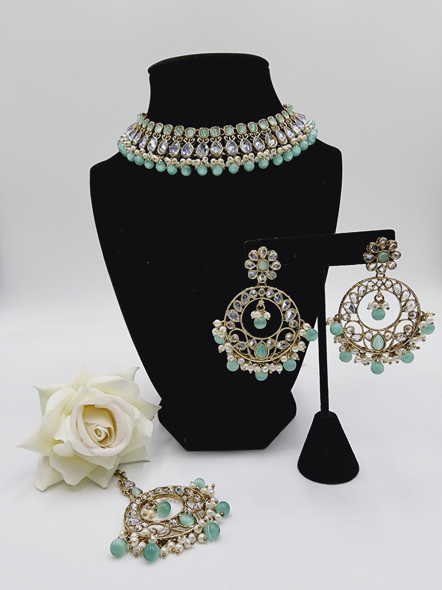 Mansi Jewelry Set