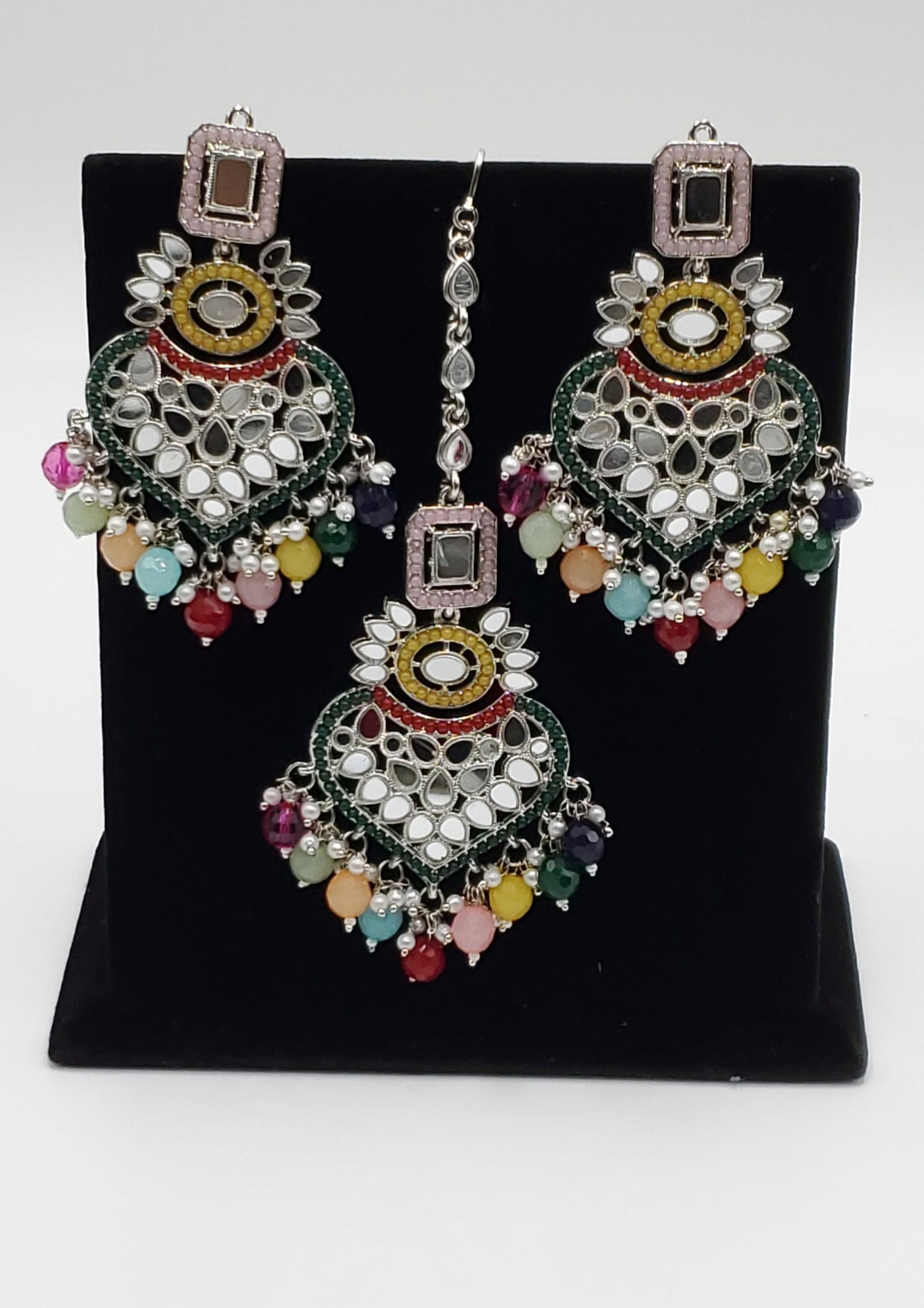Eveleen Earrings
