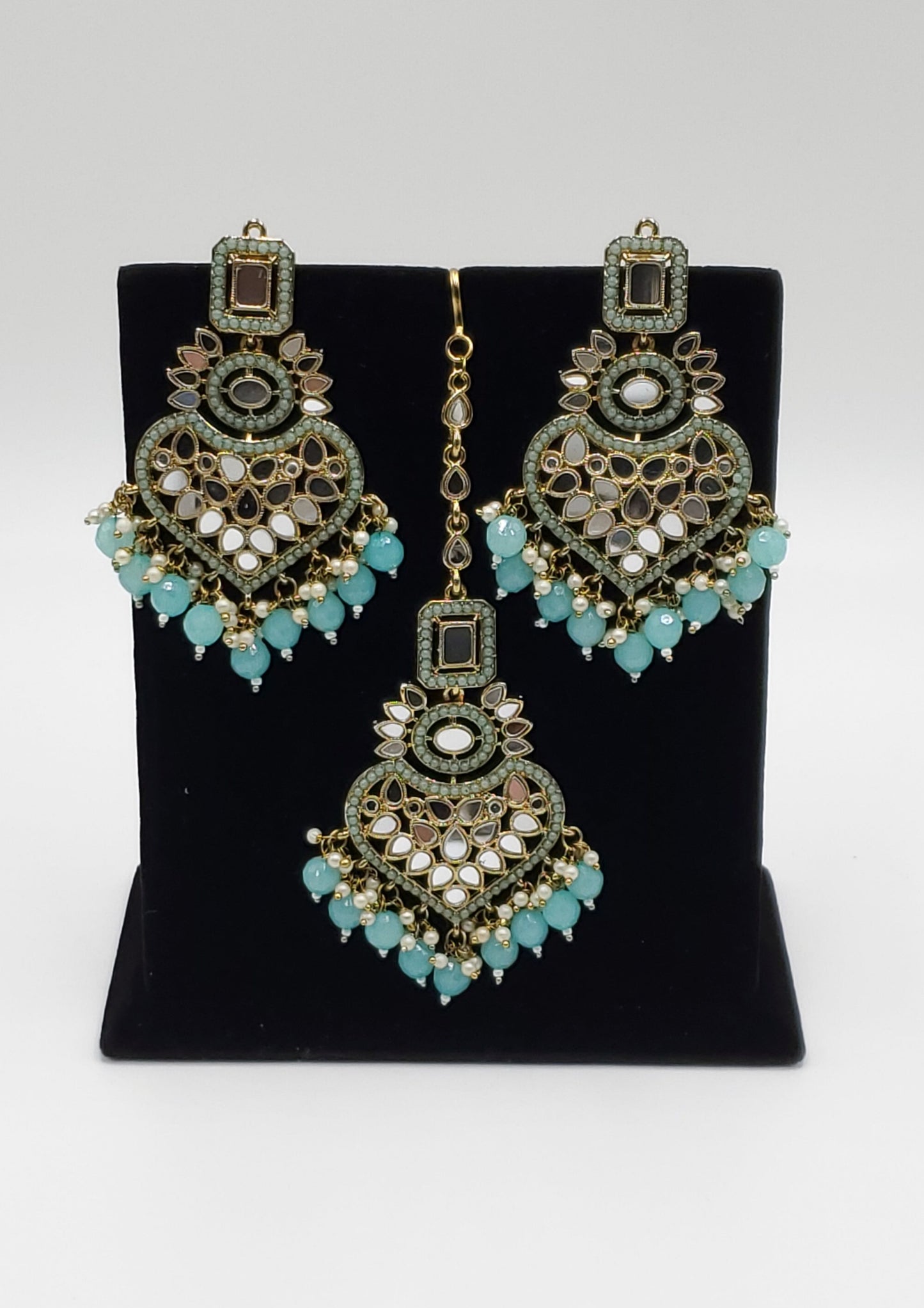 Eveleen Earrings