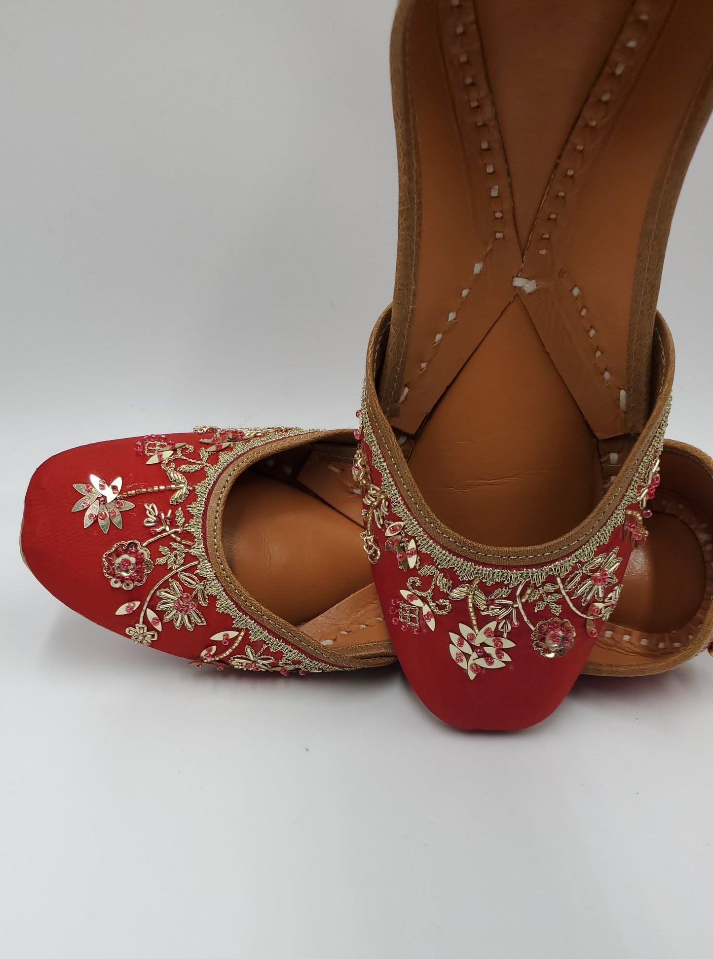 Surkh Women's Punjabi Jutti