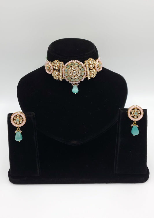 Aisha Tiyani Kundan Set