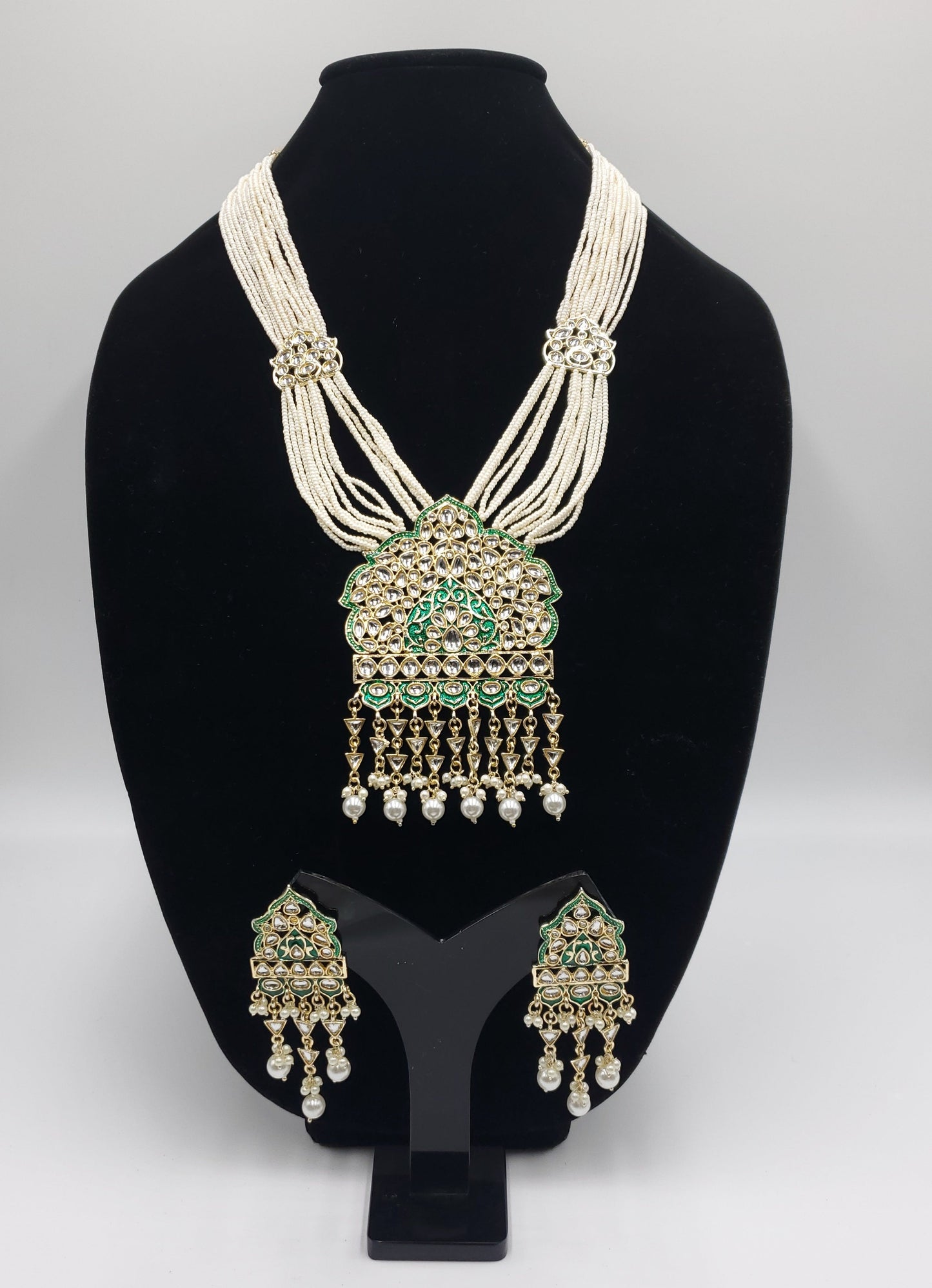 Yana Necklace Set