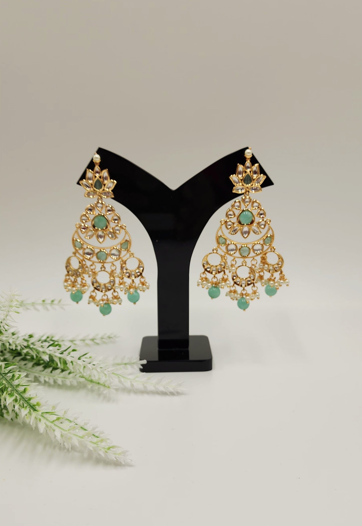 Paro Tiyanni Earrings