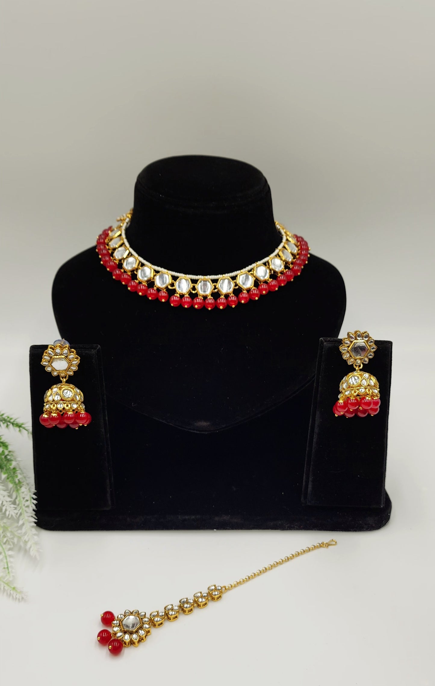 Rakhi Kundan Set