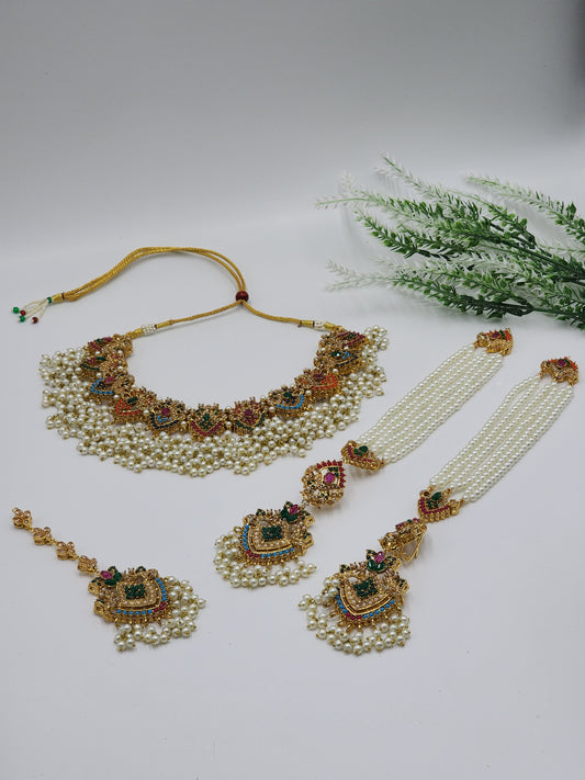 Hooran Pakistani Set