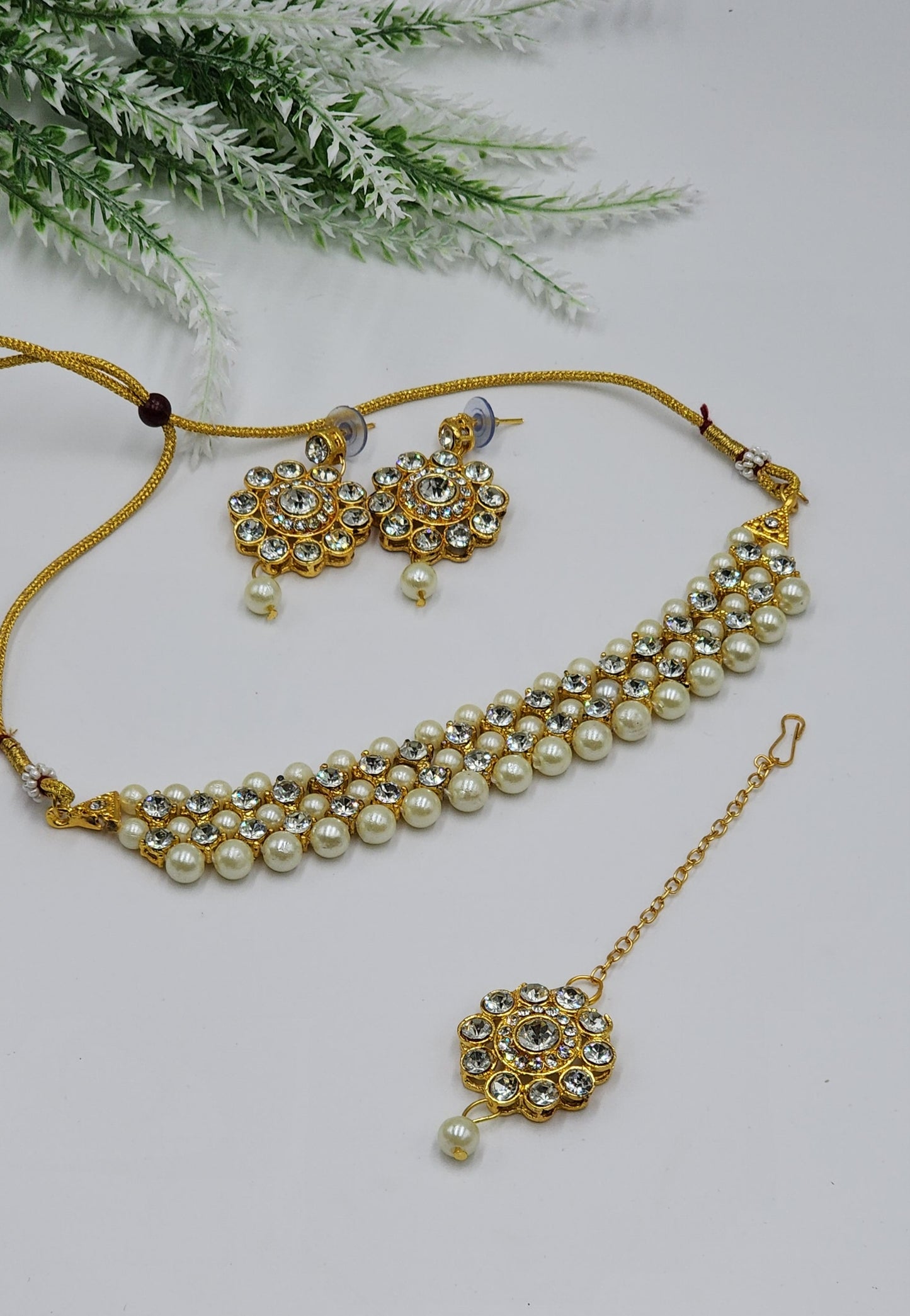 Arohi Choker Set.