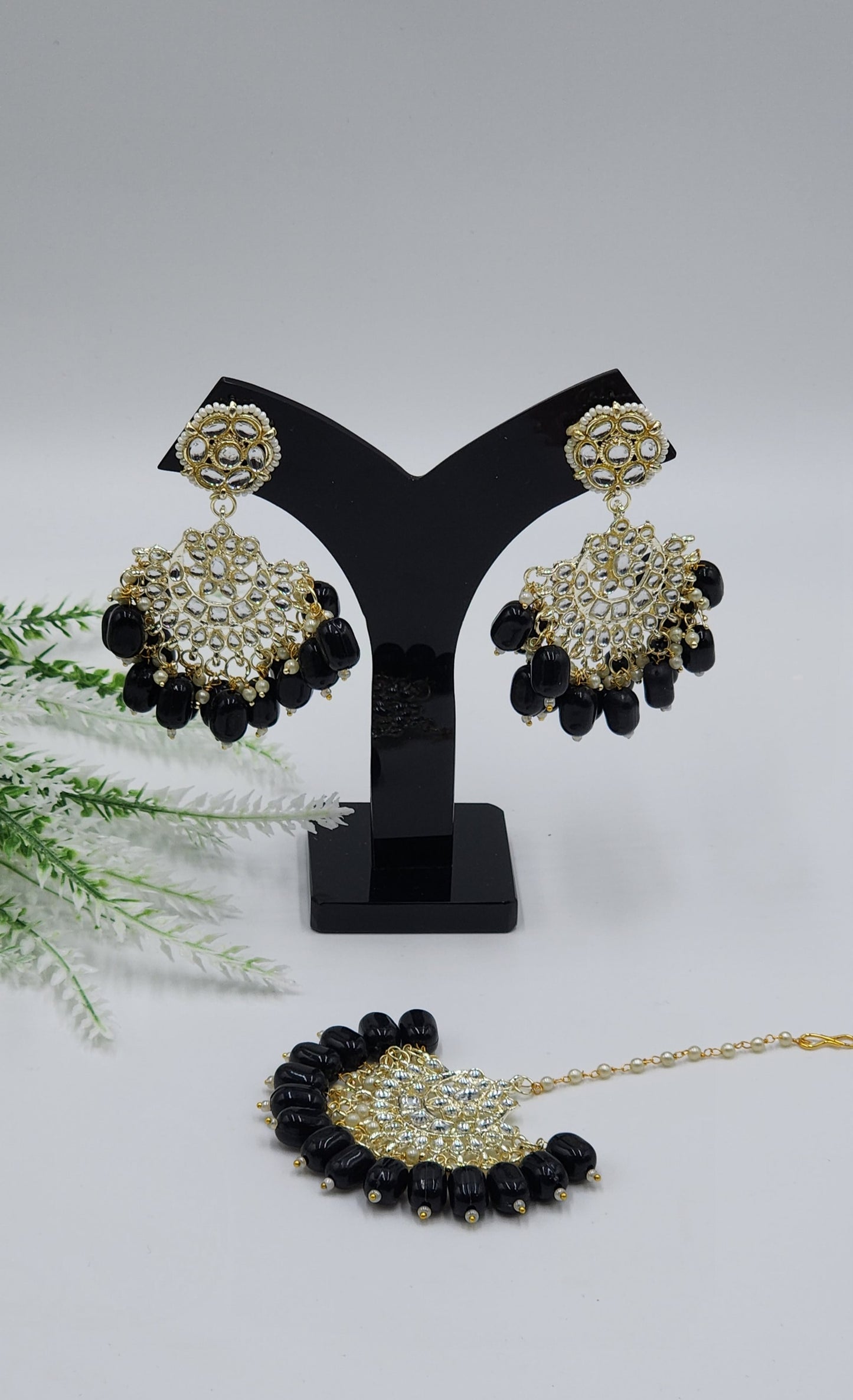 Mahira Earrings