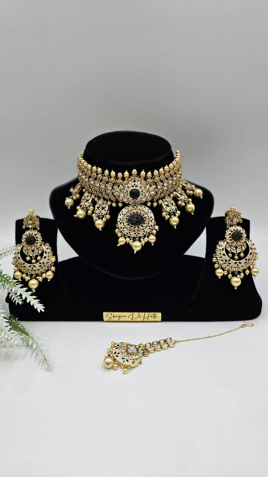 Ashna Jewelry Set