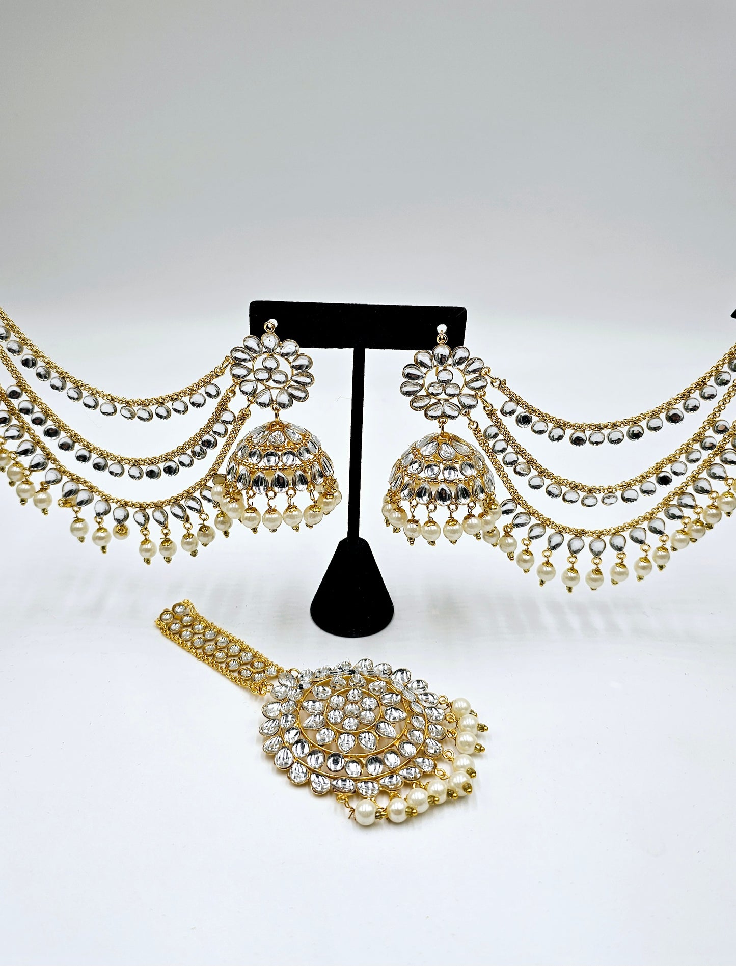 Sajia Glass Jhumki Earrings