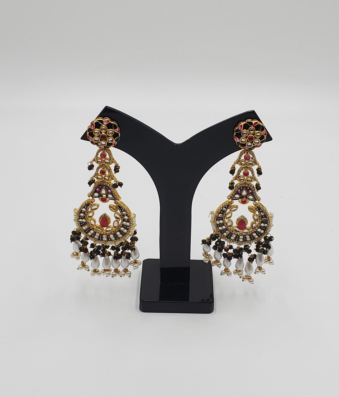 Saroo Earrings