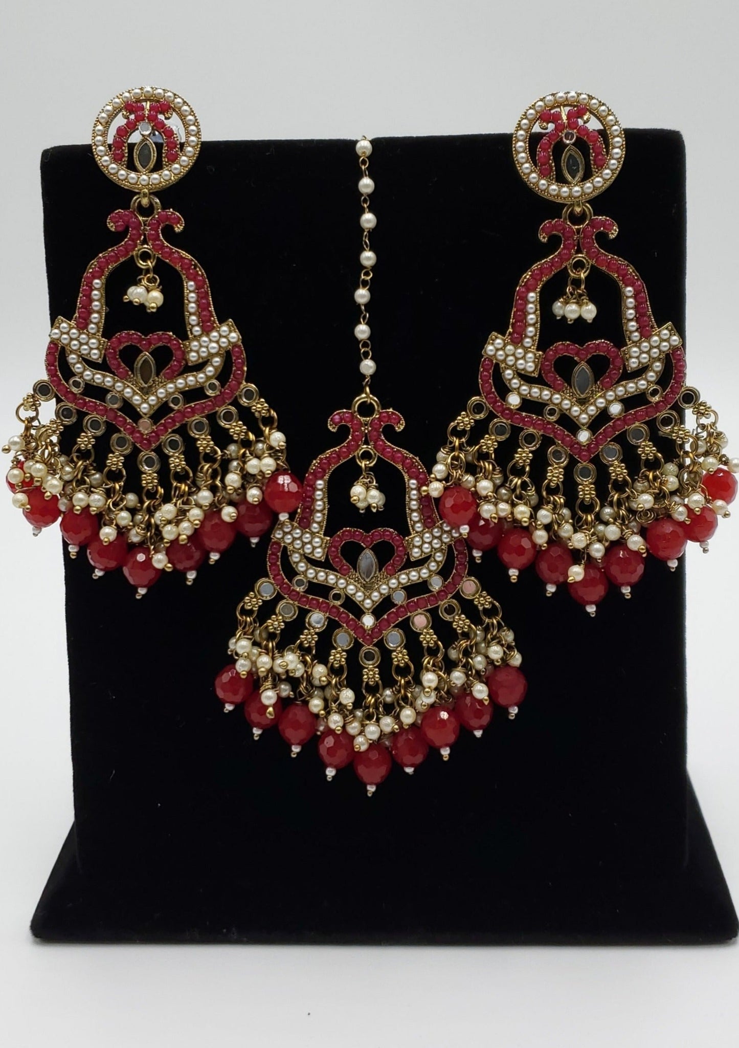 Dilruba Earrings