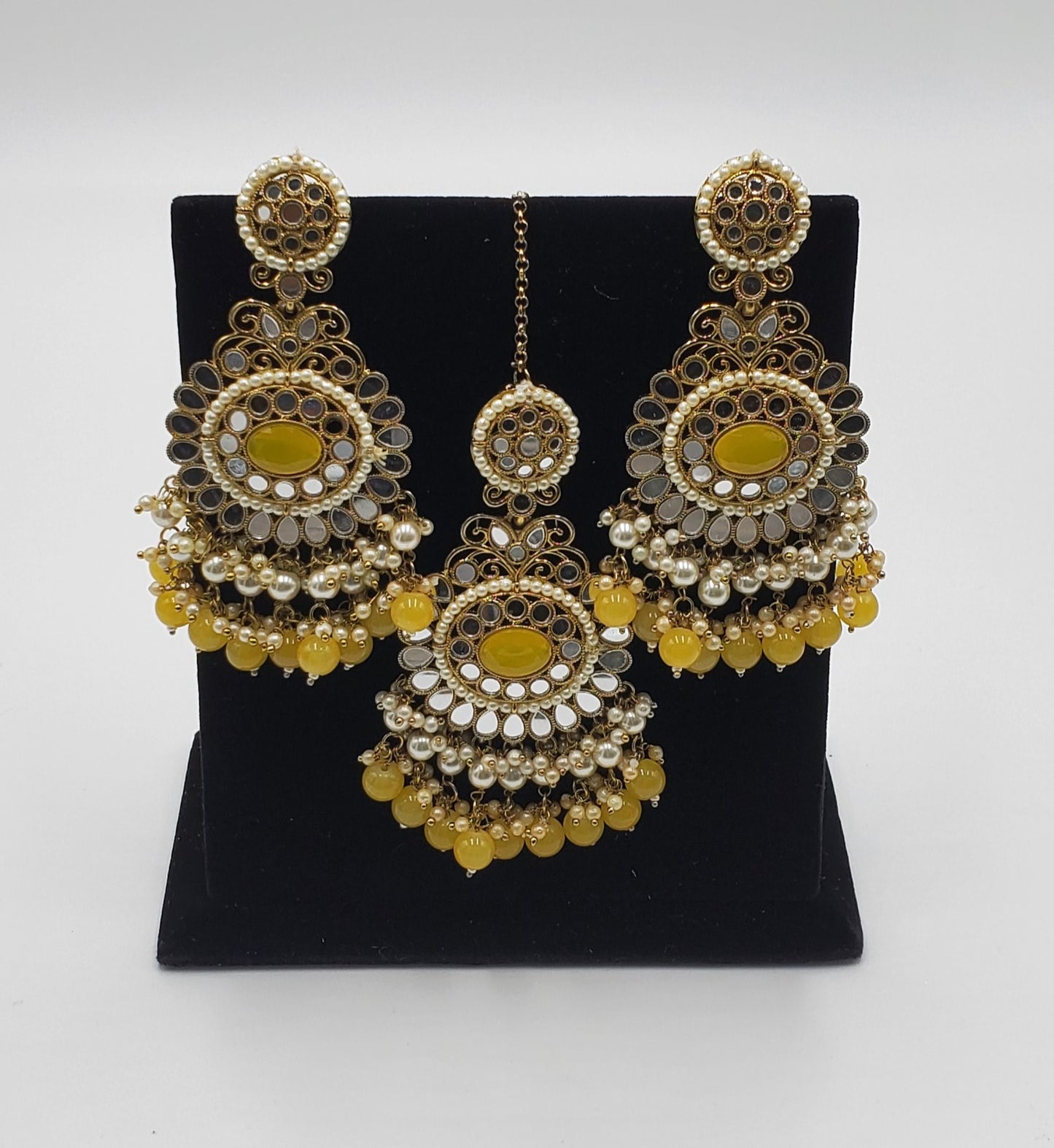 Meera Earrings