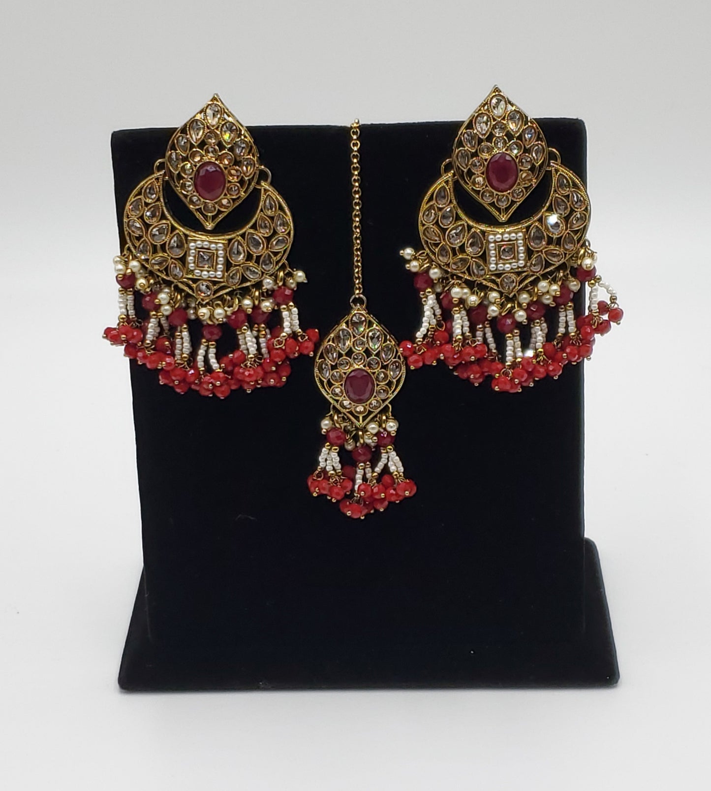 Aarzoo Earrings