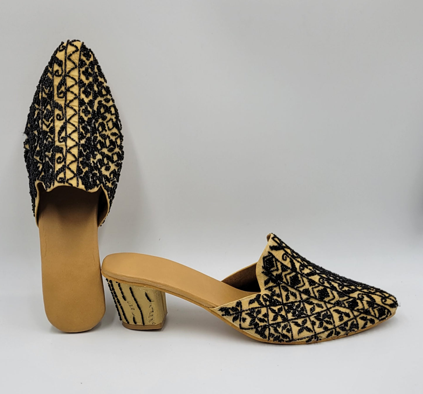 Reena Heel Women's Punjabi Jutti