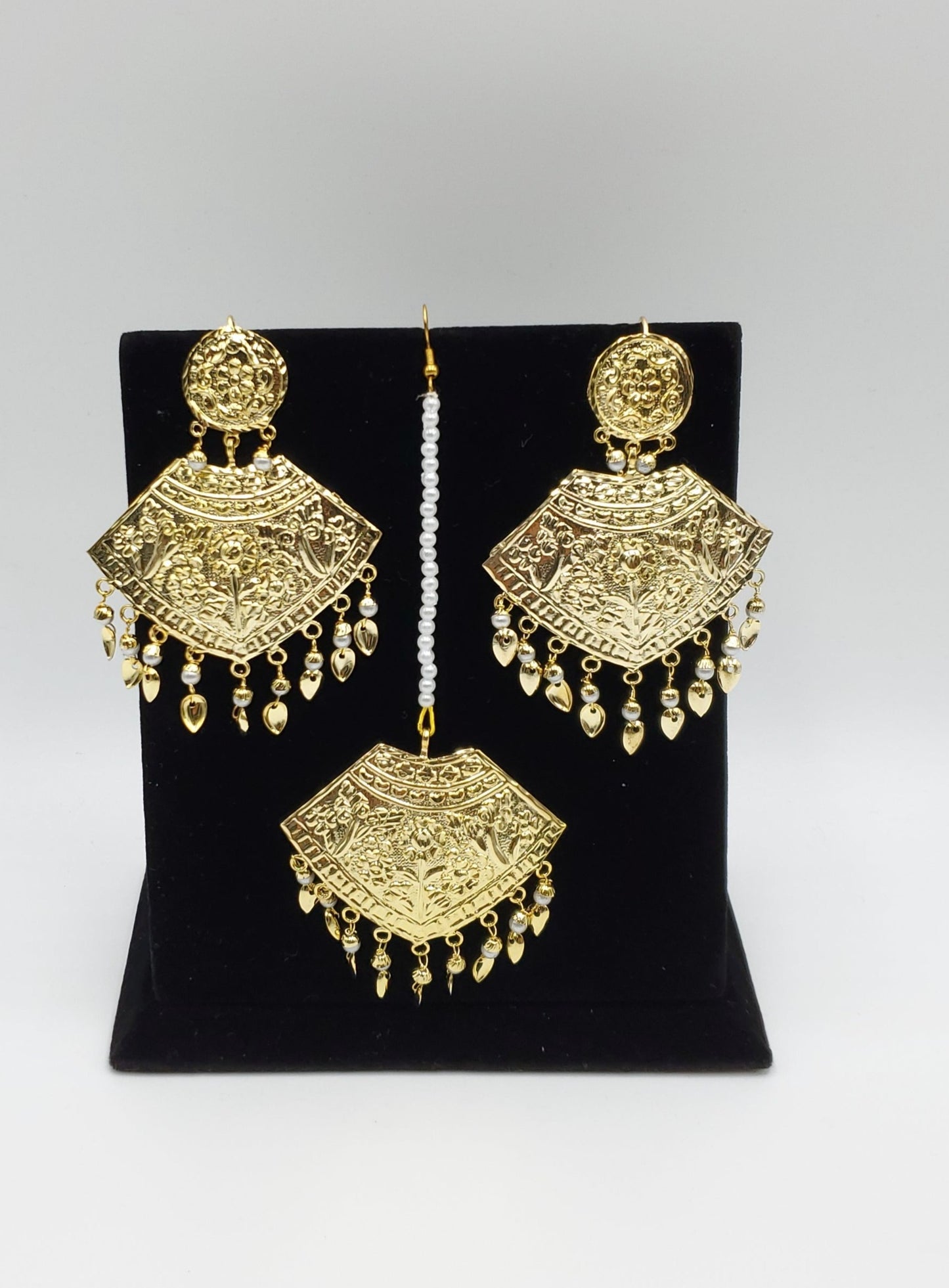 Ani Tradational Earrings