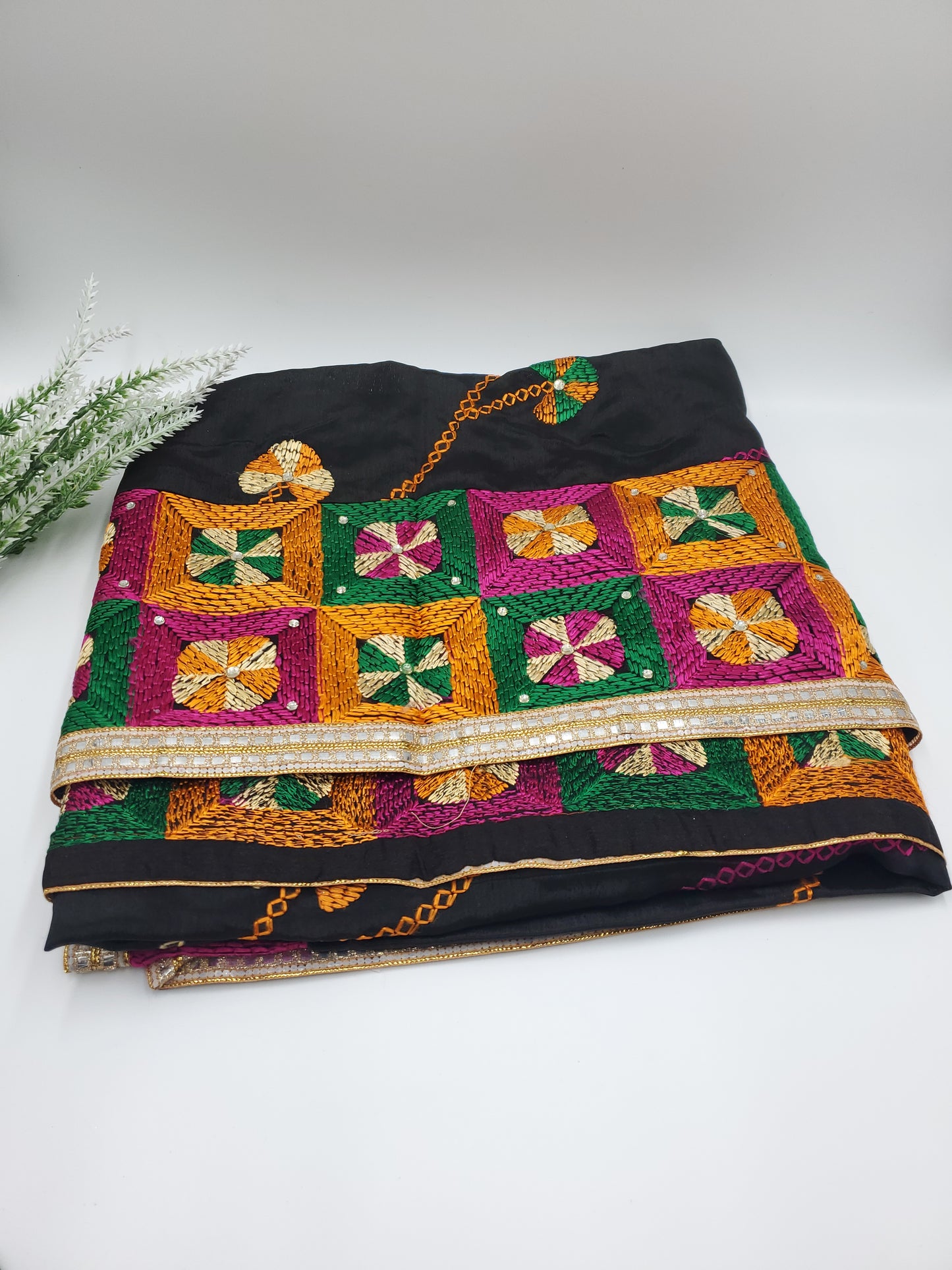 Savera Phulkari