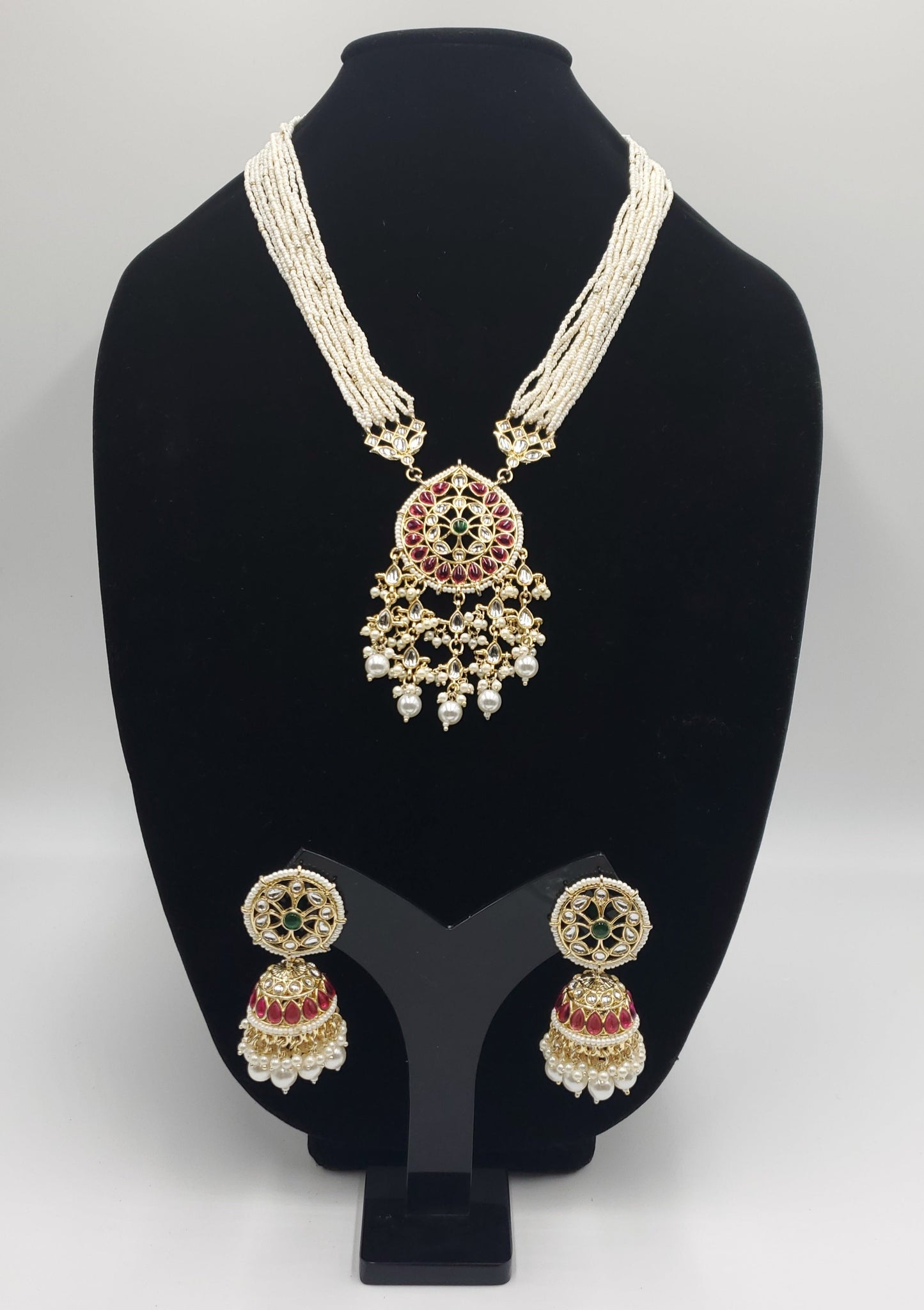 Amna Necklace Set