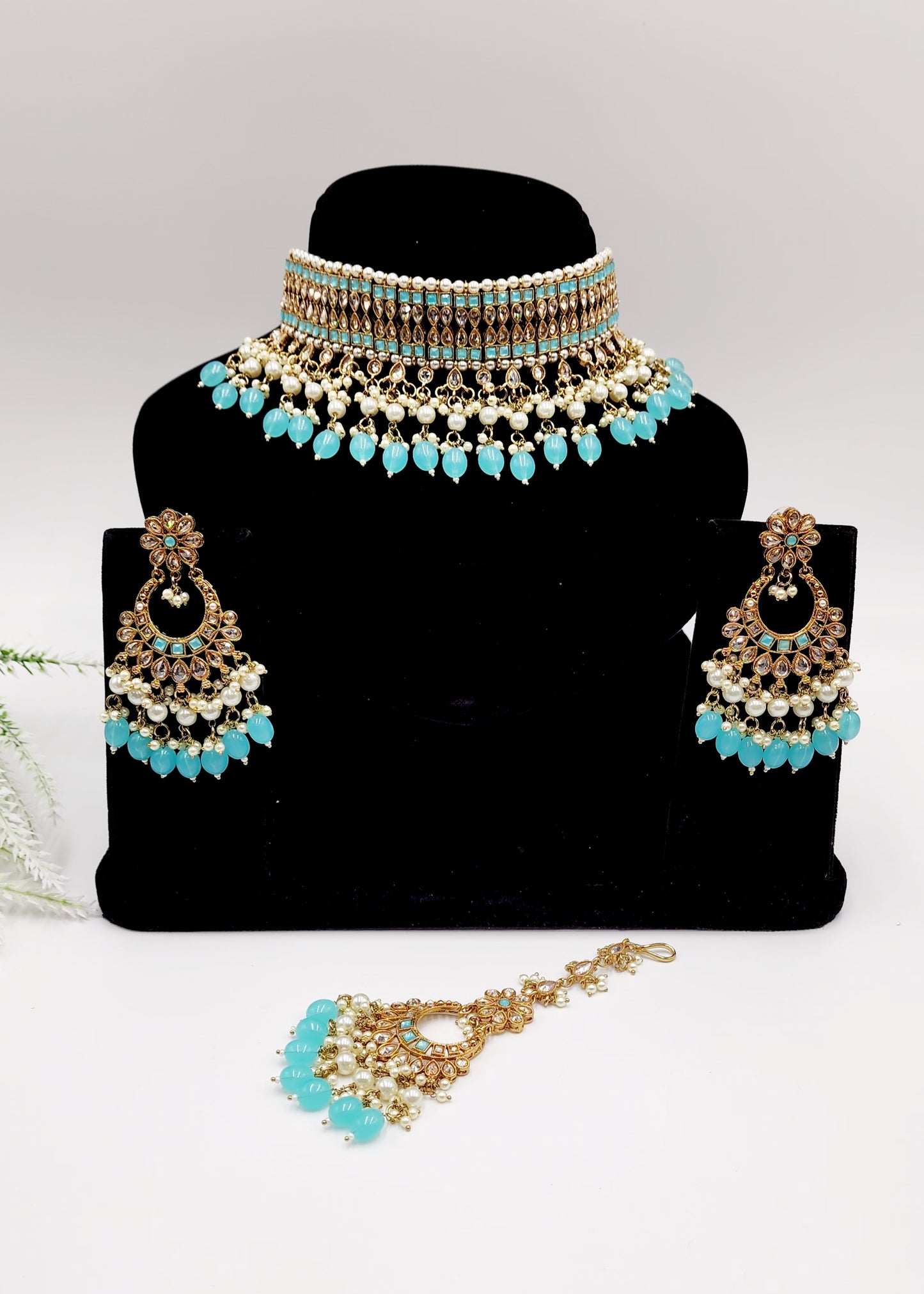 Lata Jewelry Set