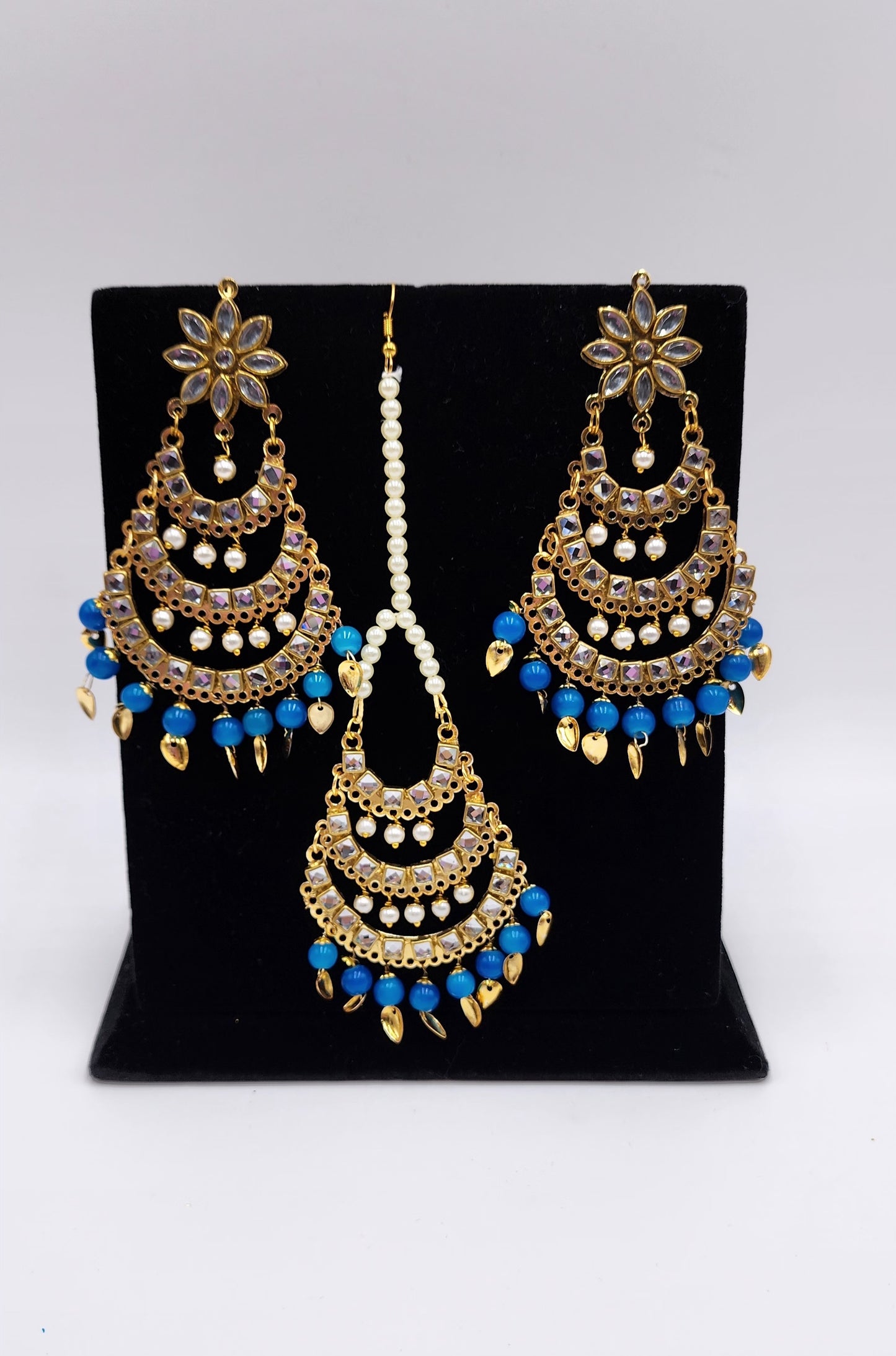 Nora Traditional Earrings