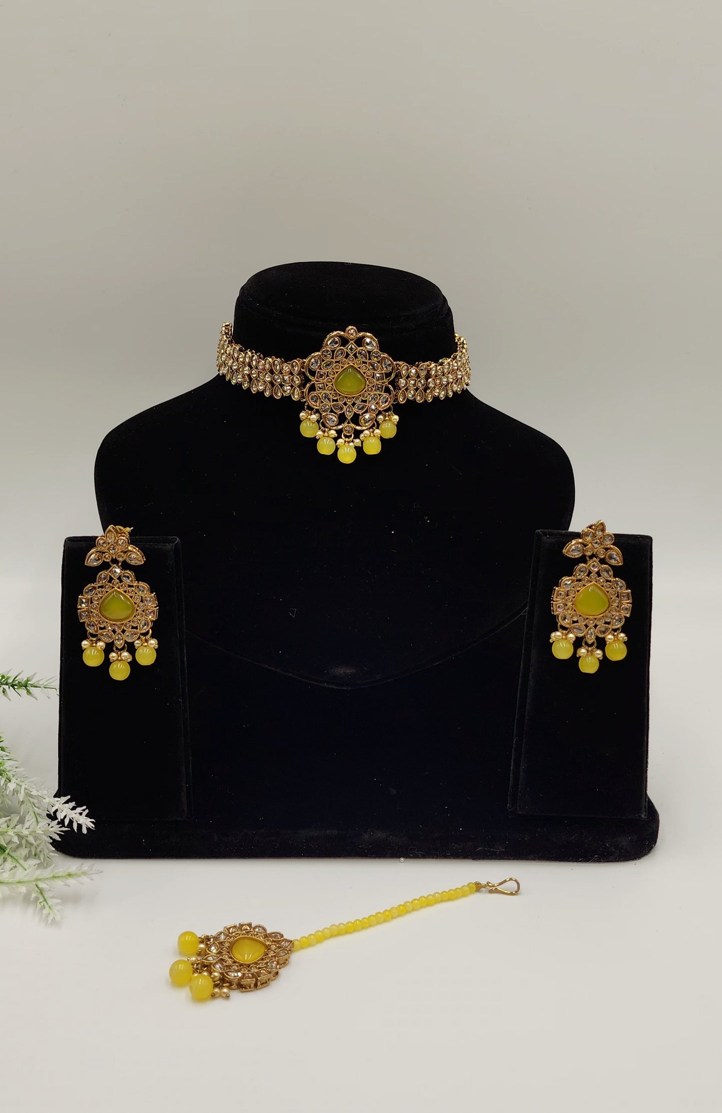 Kajal Choker Set